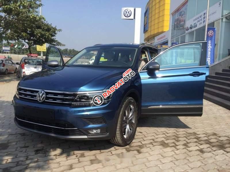 Cần bán Volkswagen Tiguan năm sản xuất 2018, xe nhập Đức-1