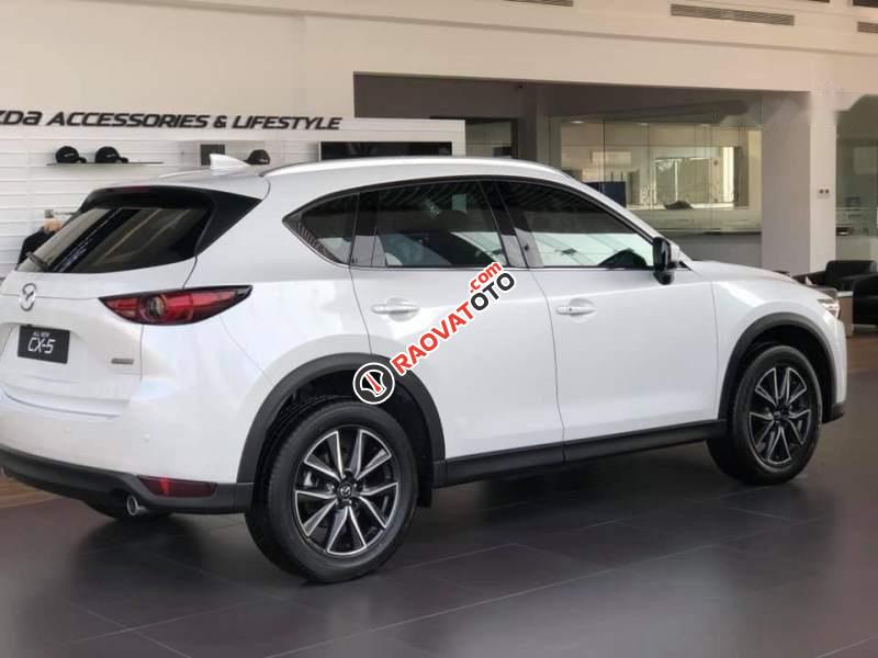 Cần bán xe Mazda CX 5 sản xuất năm 2019, màu trắng, nhập khẩu nguyên chiếc-1