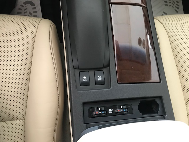 Bán Lexus RX350 màu đen nội thất kem, xe sản xuất 2015, đăng ký tư nhân biển Hà Nội-8