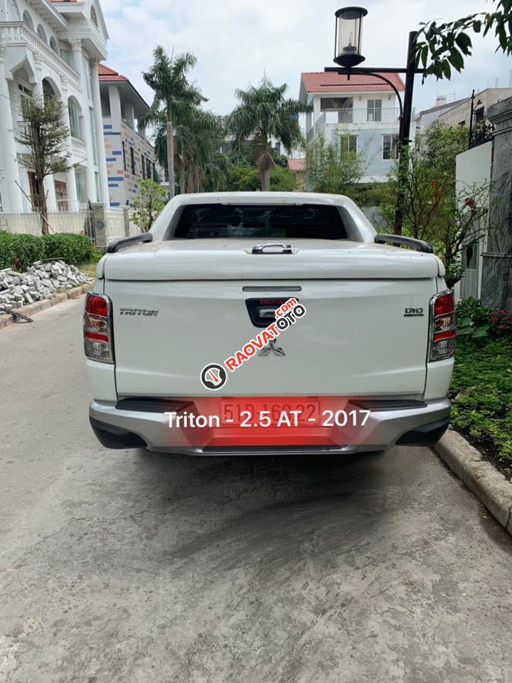 Bán ô tô Mitsubishi Triton AT 1 cầu năm 2017, màu trắng, xe nhập-0