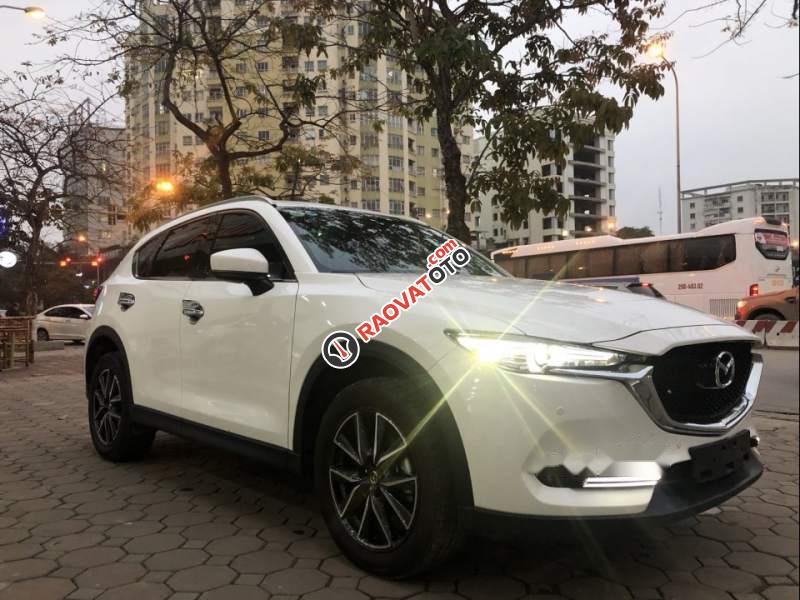 Cần bán gấp Mazda CX 5 2.5 sản xuất 2018, màu trắng, 990 triệu-0