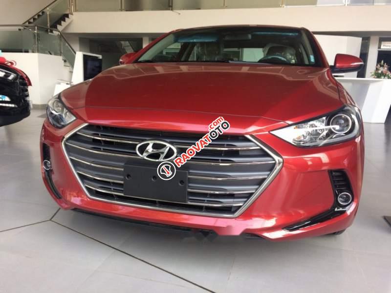 Bán Hyundai Elantra 1.6AT 2018, màu đỏ, xe có sẵn giao ngay-5