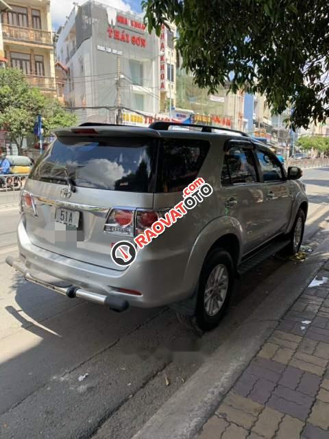 Bán Toyota Fortuner V năm sản xuất 2014, chính chủ-4