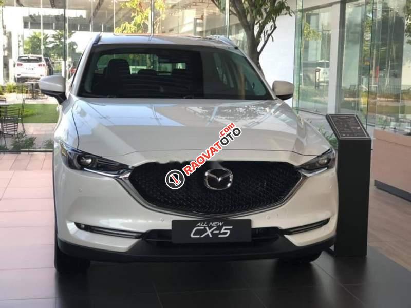 Cần bán xe Mazda CX 5 sản xuất năm 2019, màu trắng, nhập khẩu nguyên chiếc-0