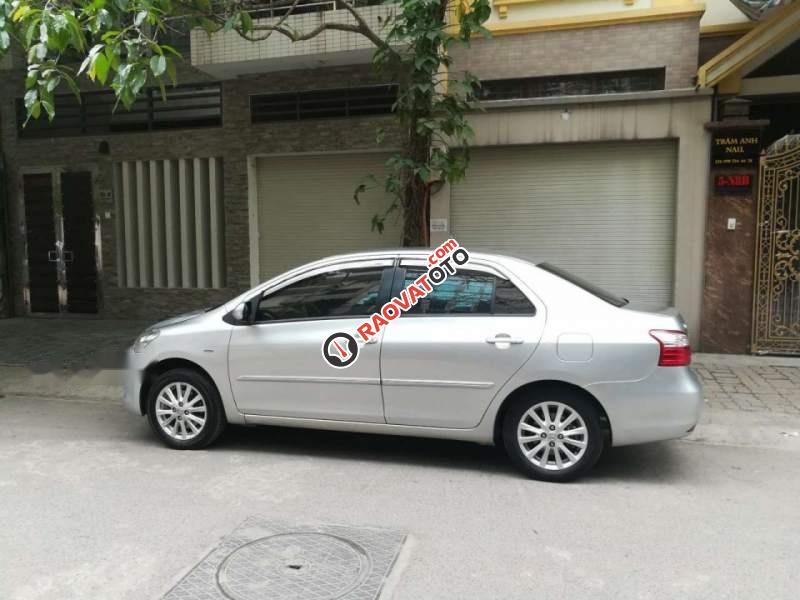 Bán xe Toyota Vios G sản xuất năm 2010, màu bạc chính chủ, giá chỉ 395 triệu-0