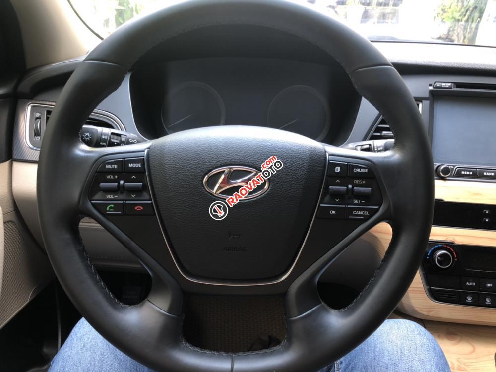 Bán Hyundai Sonata năm sản xuất 2015, màu đen, xe nhập giá cạnh tranh-2