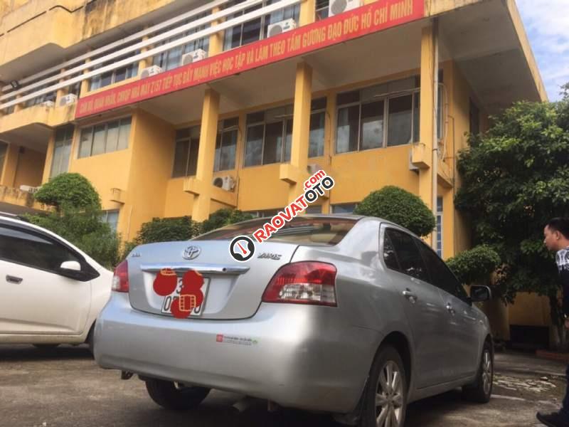 Bán xe Toyota Yaris AT năm 2009, màu bạc, nội thất đẹp-0