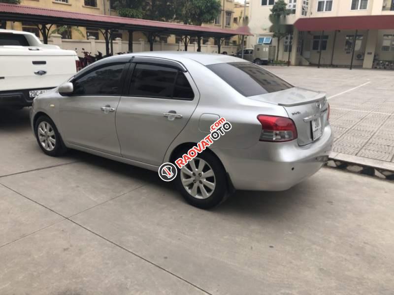 Bán xe Toyota Yaris AT năm 2009, màu bạc, nội thất đẹp-4