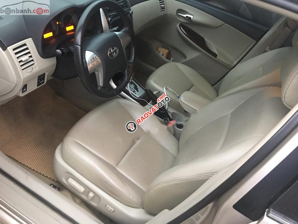 Bán xe Toyota Corolla altis 1.8G AT đời 2014 chính chủ, giá 615tr-8