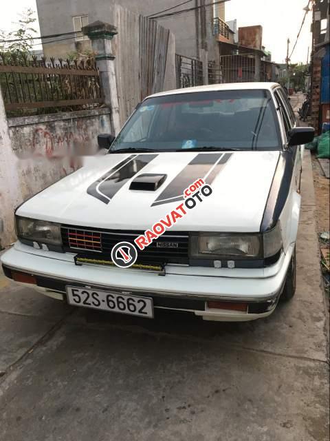 Cần bán gấp Nissan Bluebird 1987, màu trắng, nhập khẩu nguyên chiếc-5