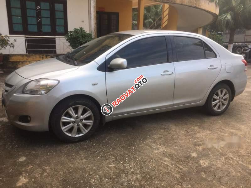 Bán xe Toyota Yaris AT năm 2009, màu bạc, nội thất đẹp-2