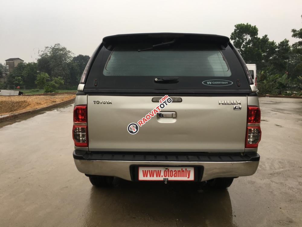 Bán xe Toyota Hilux sản xuất năm 2011, màu bạc, xe nhập, giá 485 tr-9