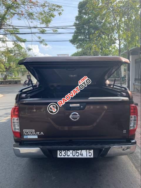 Bán xe Nissan Navara E đời 2016, màu nâu, xe nhập còn mới, giá 480tr-1