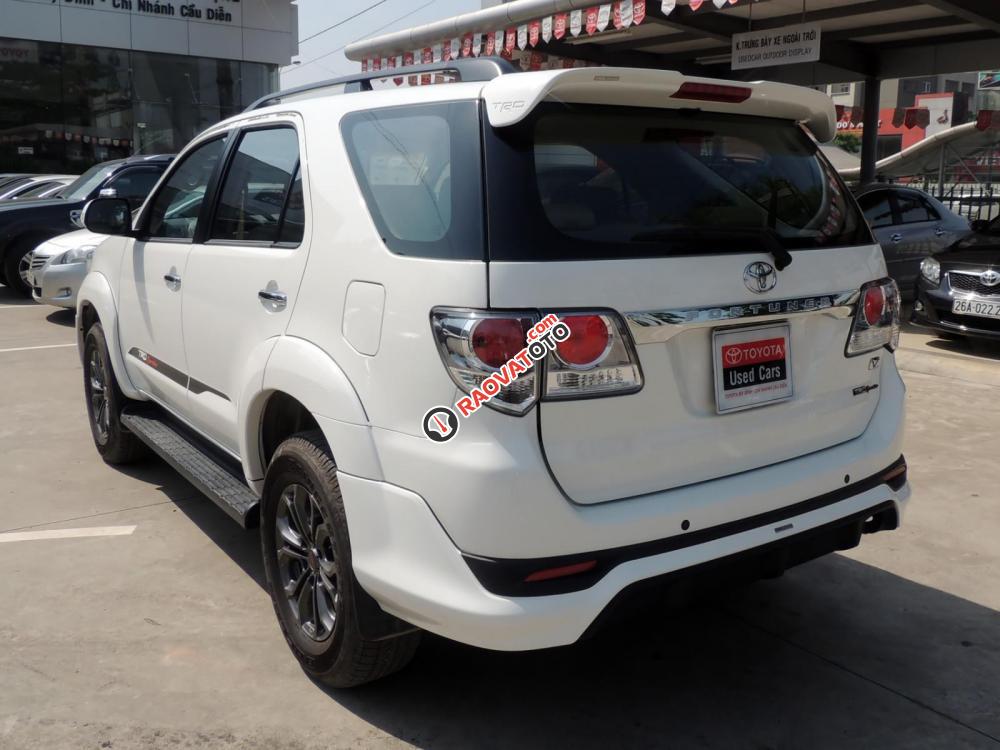 Bán Toyota Fortuner Sportivo năm 2014, màu trắng-2