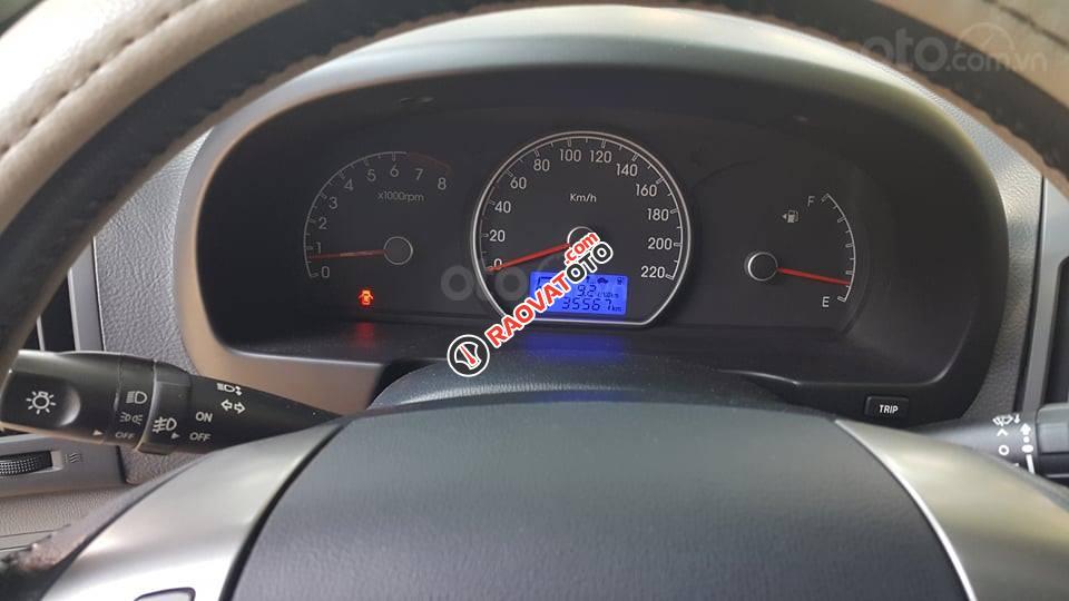 Bán gấp ô tô Hyundai Elantra AT 2014, màu trắng-0