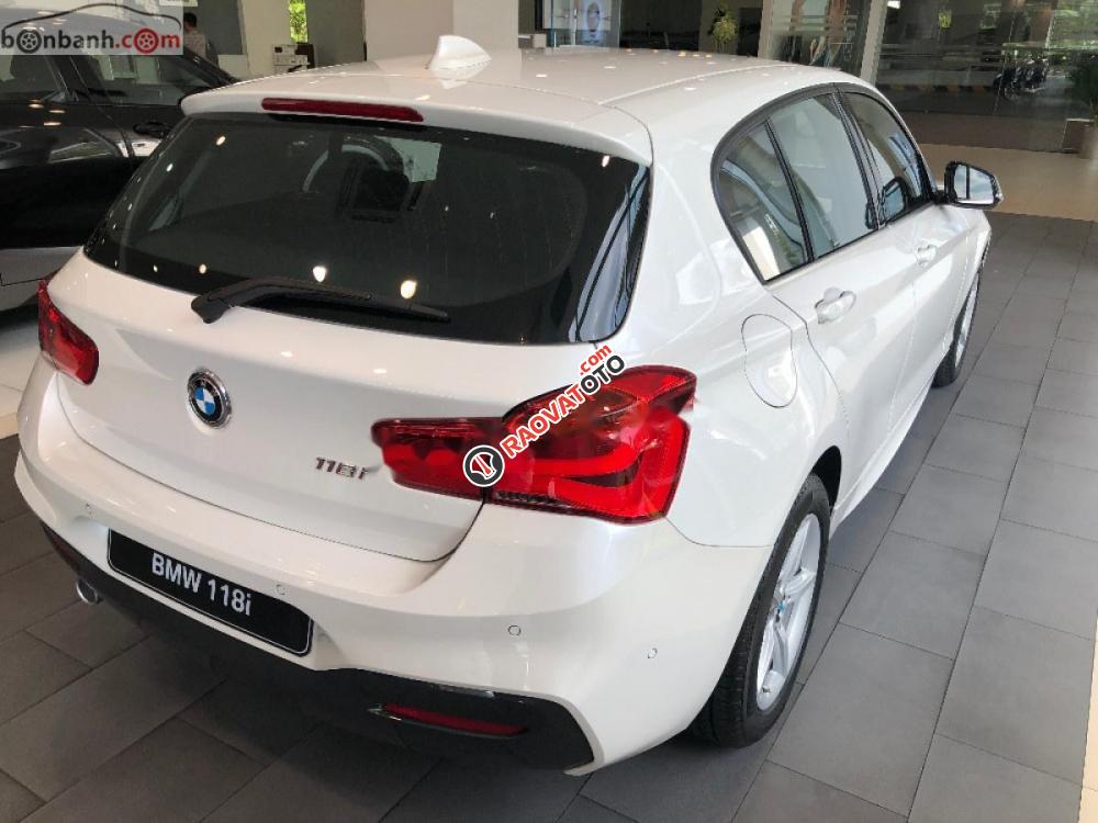 Cần bán xe BMW 1 Series 118i 2018, màu trắng, mới 100%-3