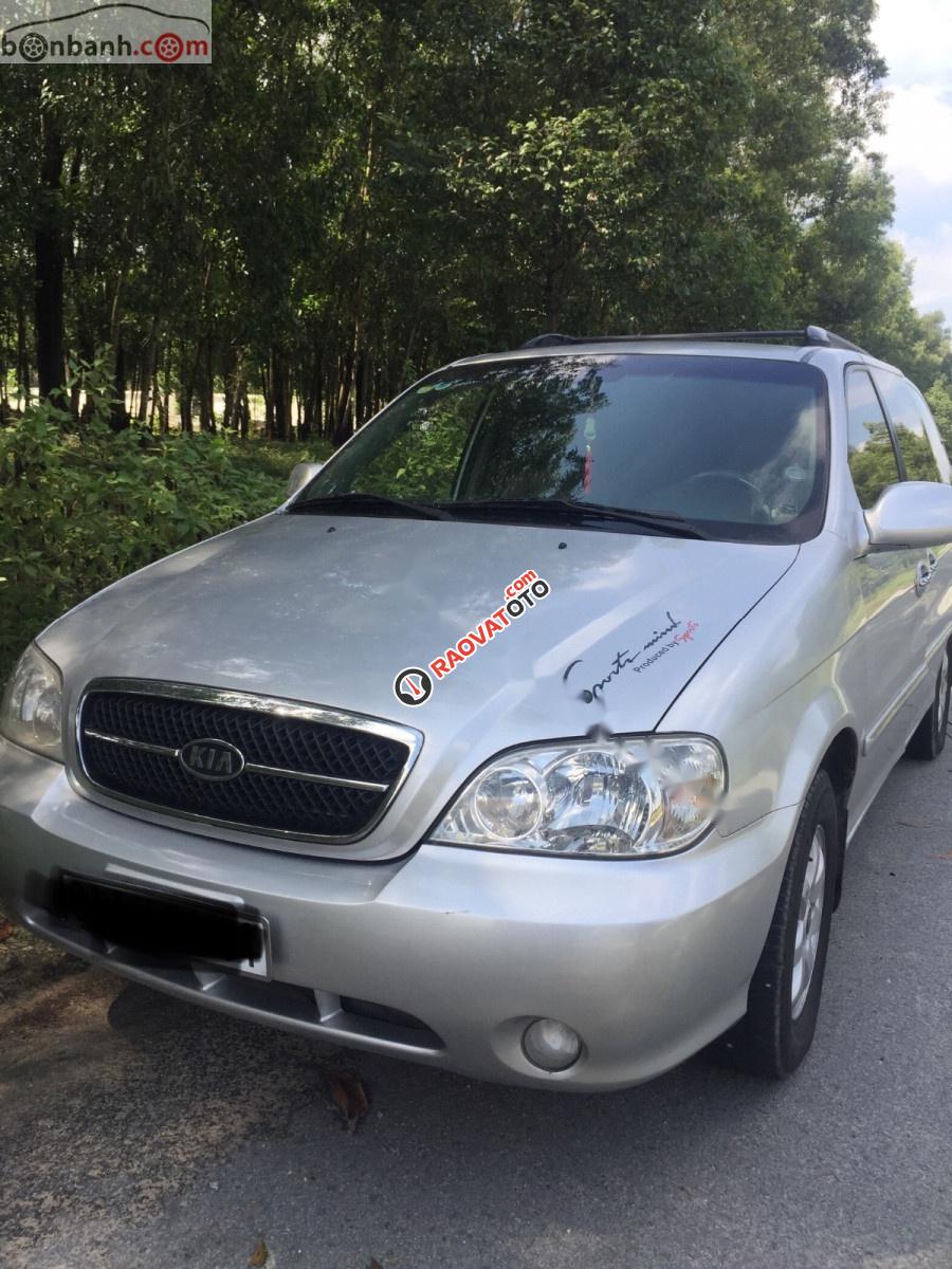 Bán ô tô Kia Carnival GS năm 2008, màu bạc, xe nhà đi giữ kĩ nên còn mới-5