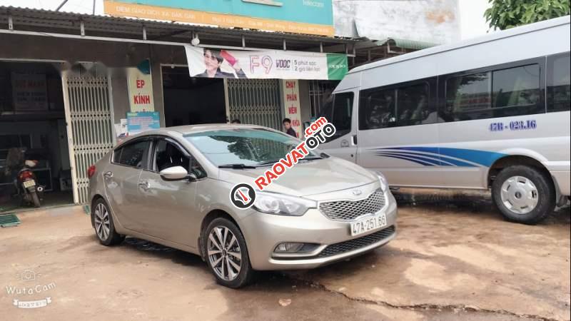 Cần bán xe cũ Kia K3 MT năm sản xuất 2014 như mới-0