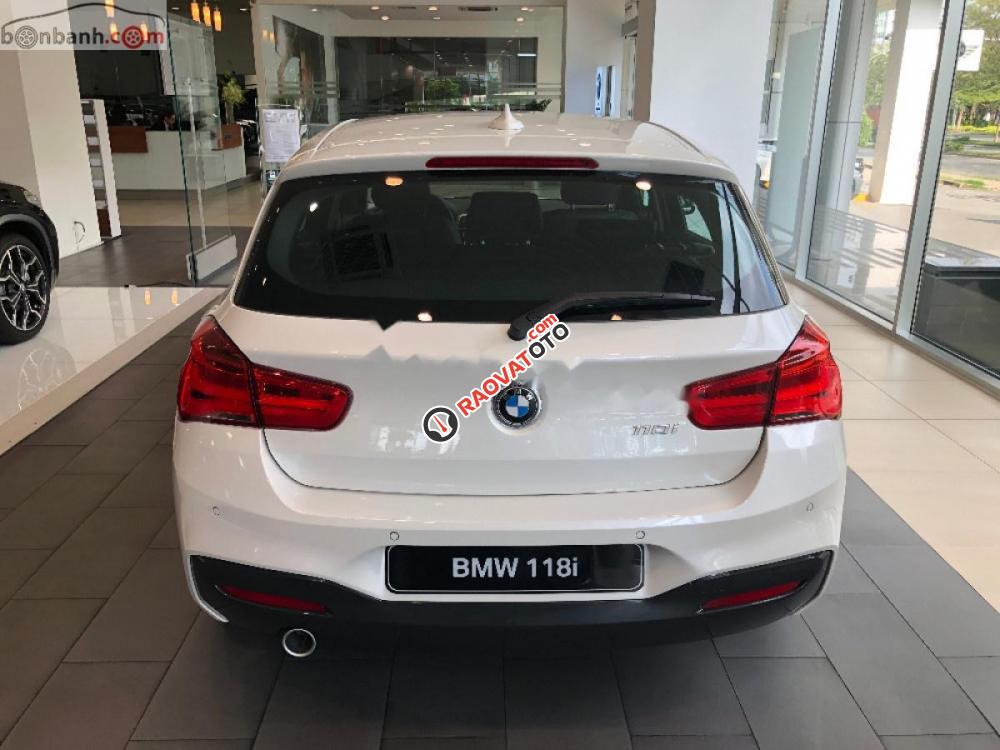 Cần bán xe BMW 1 Series 118i 2018, màu trắng, mới 100%-2
