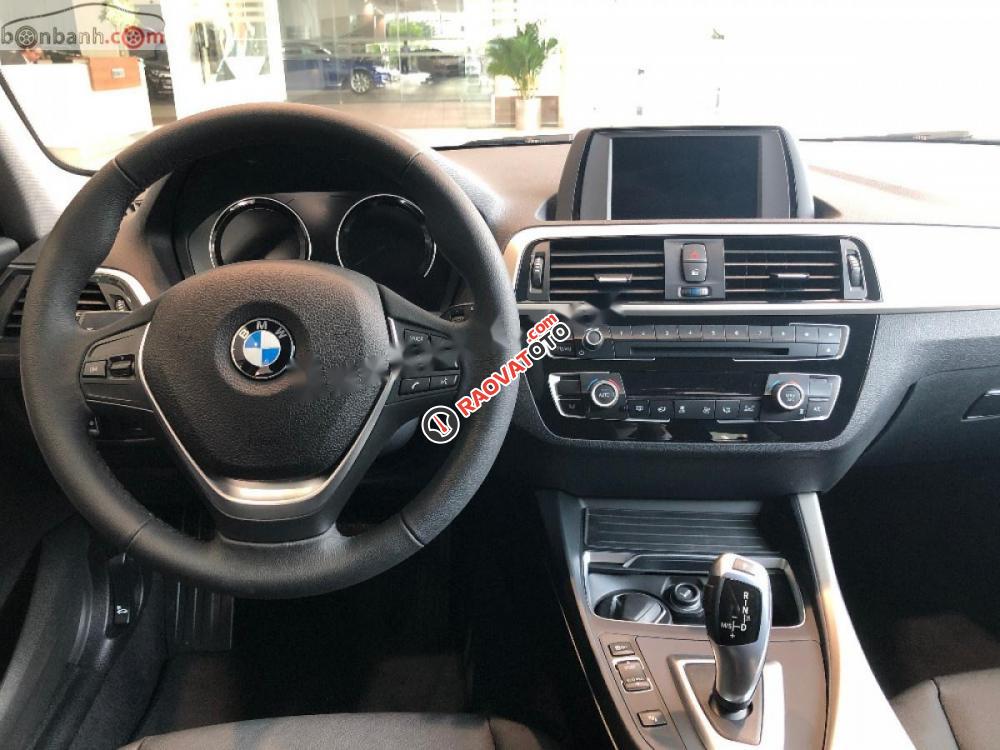 Cần bán xe BMW 1 Series 118i 2018, màu trắng, mới 100%-4
