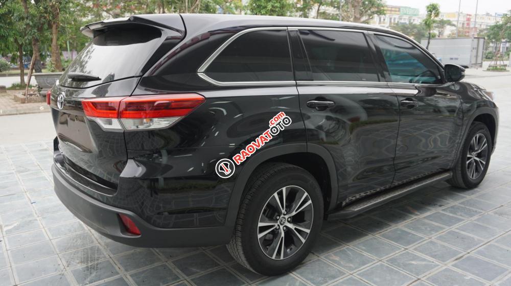 Bán Toyota Highlander sản xuất 2017, màu đen, nội thất xanh lam đặt biệt hiếm-9