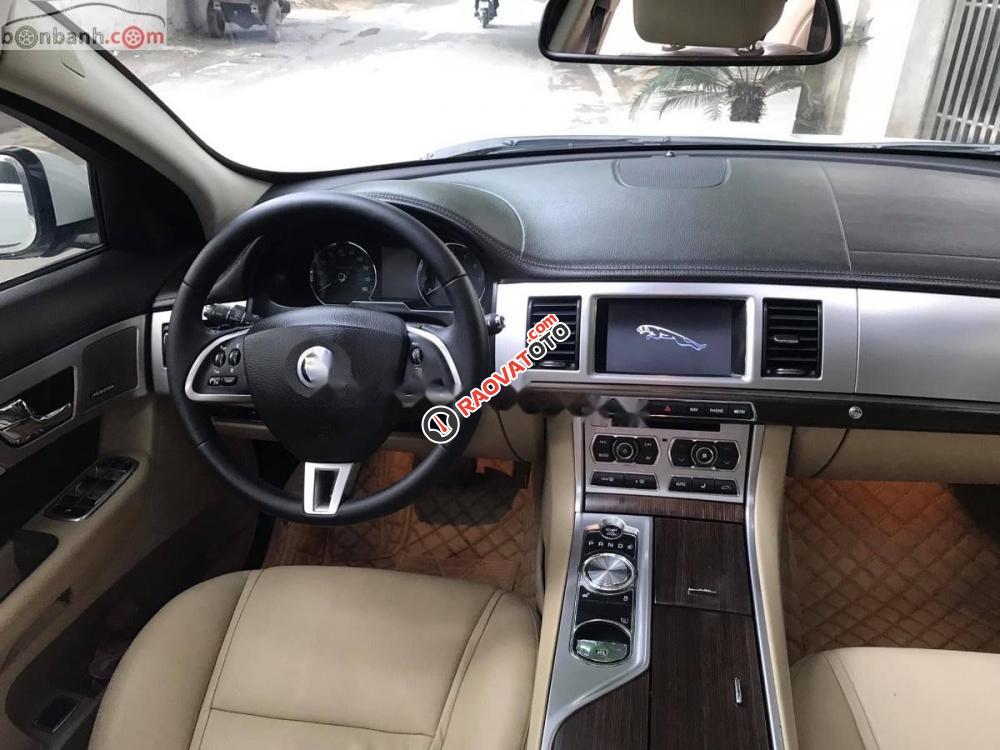 Bán ô tô Jaguar XF 2.0 AT đời 2014, Đk 2015-4