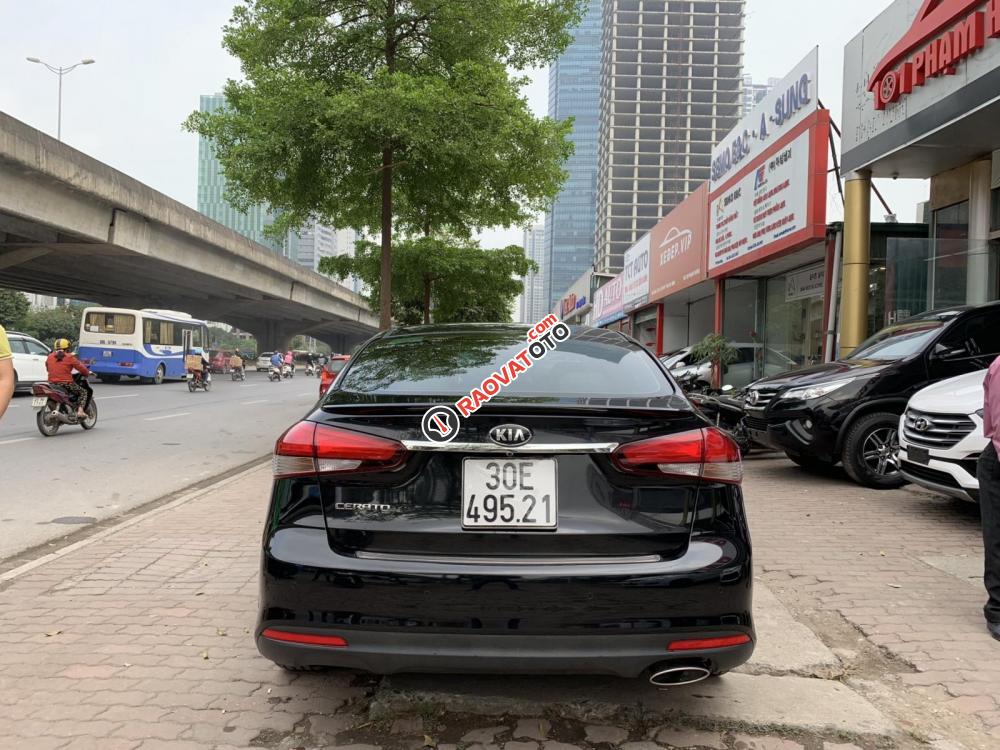 Bán Kia Cerato Signature 1.6 AT 2017, màu đen-6