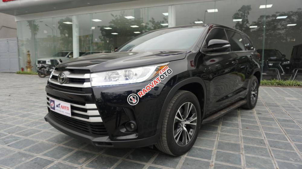 Bán Toyota Highlander sản xuất 2017, màu đen, nội thất xanh lam đặt biệt hiếm-8