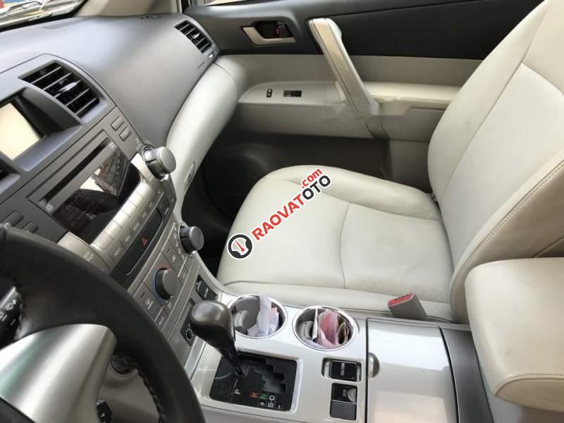 Cần bán xe Toyota Highlander SE sản xuất 2011, màu trắng, xe nhập-5