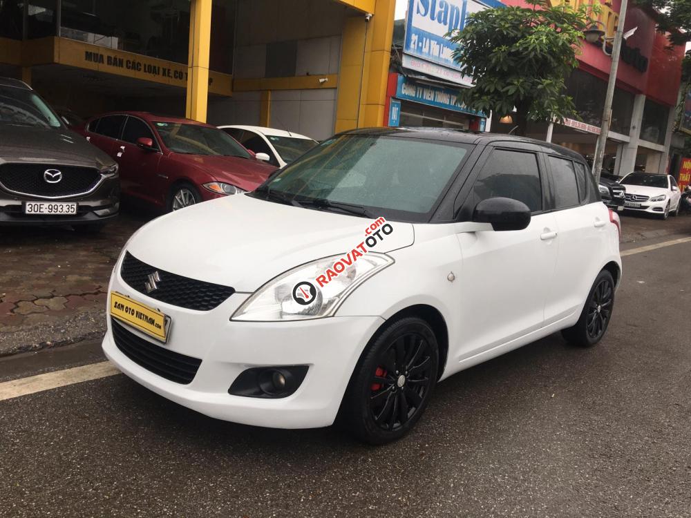 Cần bán xe Suzuki Swift 1.4AT sản xuất 2013, màu trắng, nhập khẩu-2