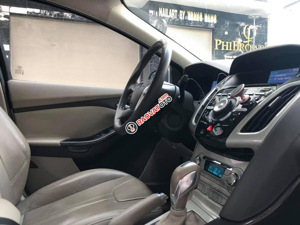 Bán xe Ford Focus Titanium sản xuất 2014, màu trắng, xe nhập-3