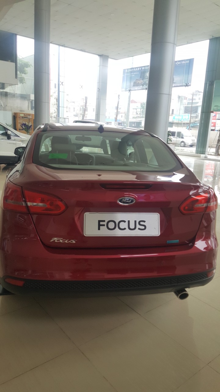 Bán Ford Focus đời 2019, màu đỏ-3