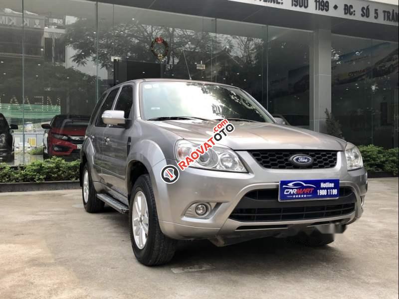 Cần bán lại xe Ford Escape XLS 2010, màu bạc số tự động-0