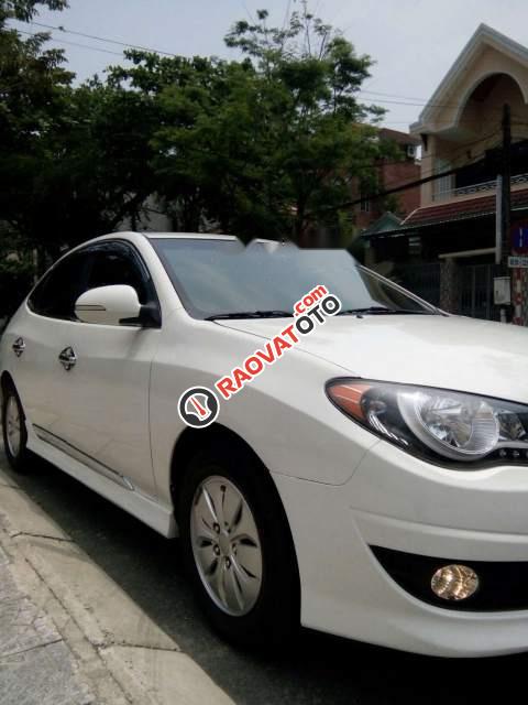 Bán ô tô Hyundai Avante 1.6 MT năm 2013, màu trắng xe gia đình-2