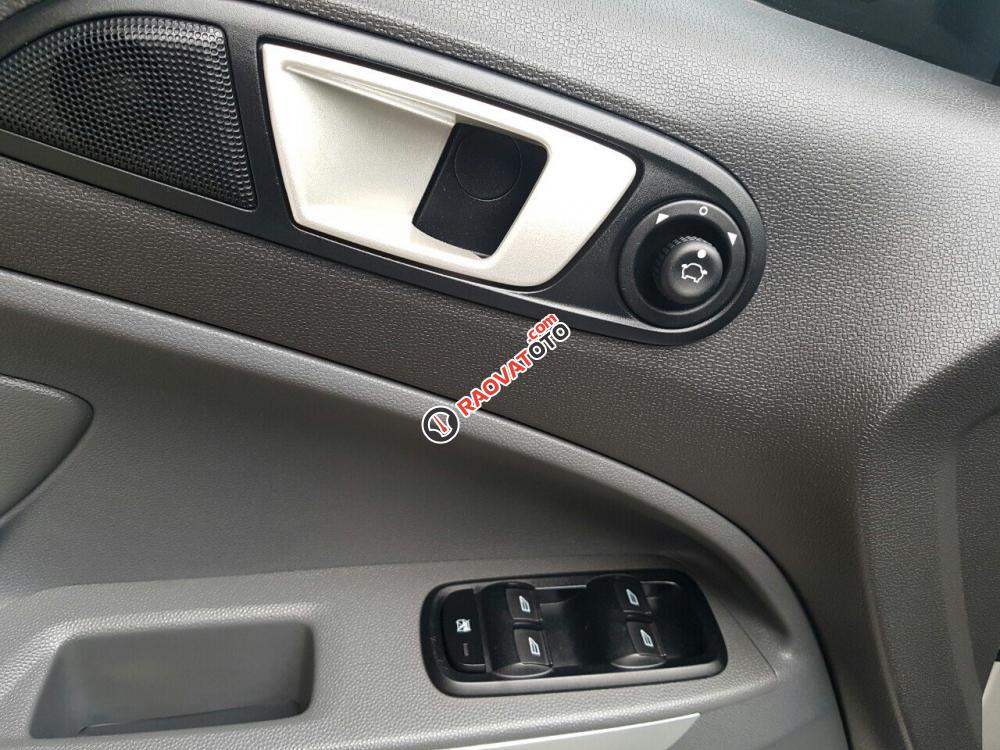 Cần bán Ford EcoSport 1.5 Titanium năm sản xuất 2014, màu bạc-6