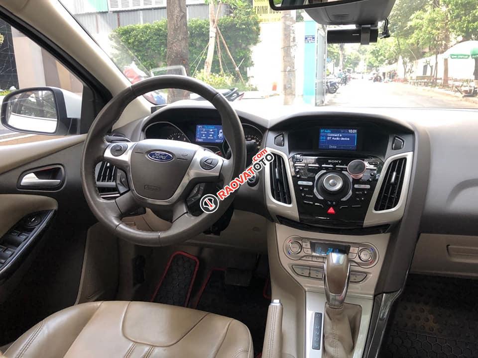 Bán xe Ford Focus Titanium sản xuất 2014, màu trắng, xe nhập-2