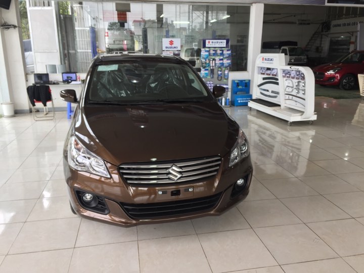 Cần bán xe Suzuki Ciaz đời 2019, màu nâu, nhập khẩu nguyên chiếc, giá chỉ 499 triệu-1