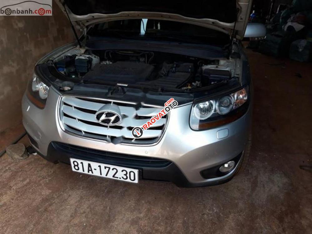 Bán Hyundai Santa Fe màu bạc, đời 2010, màu bạc-4