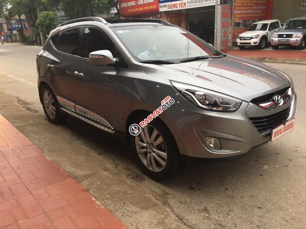 Cần bán Hyundai Tucson đời 2010, màu xám (ghi), giá 550 tr-8