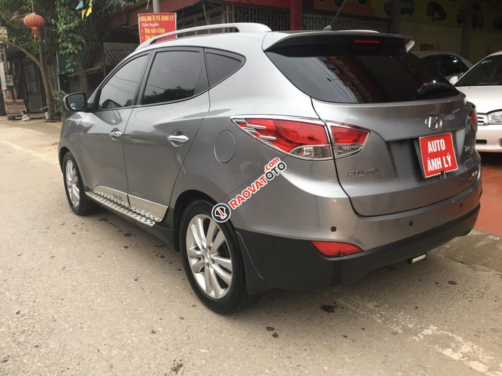 Cần bán Hyundai Tucson đời 2010, màu xám (ghi), giá 550 tr-6