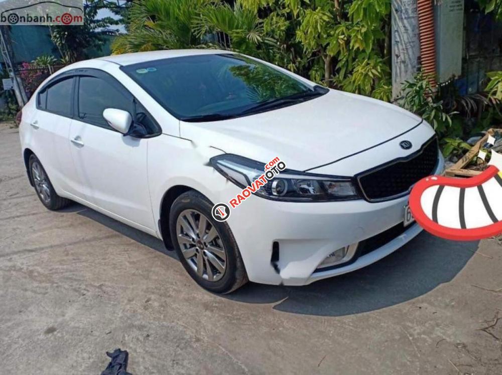 Bán ô tô Kia Cerato MT sản xuất 2016, màu trắng-0