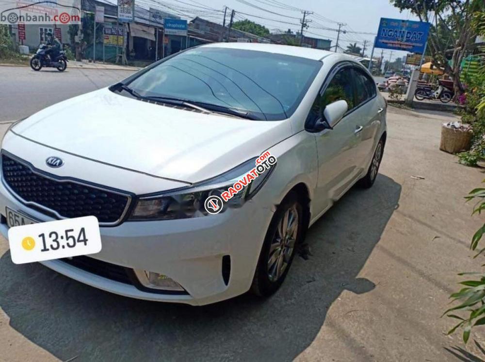 Bán ô tô Kia Cerato MT sản xuất 2016, màu trắng-3