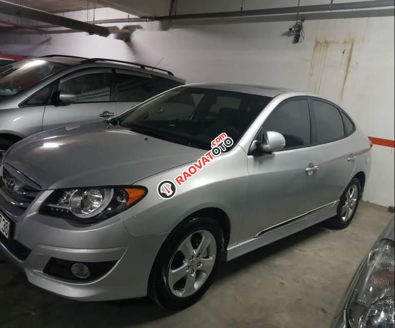 Cần bán xe Hyundai Avante 1.6AT đời 2015, màu bạc còn mới, giá 495tr-1