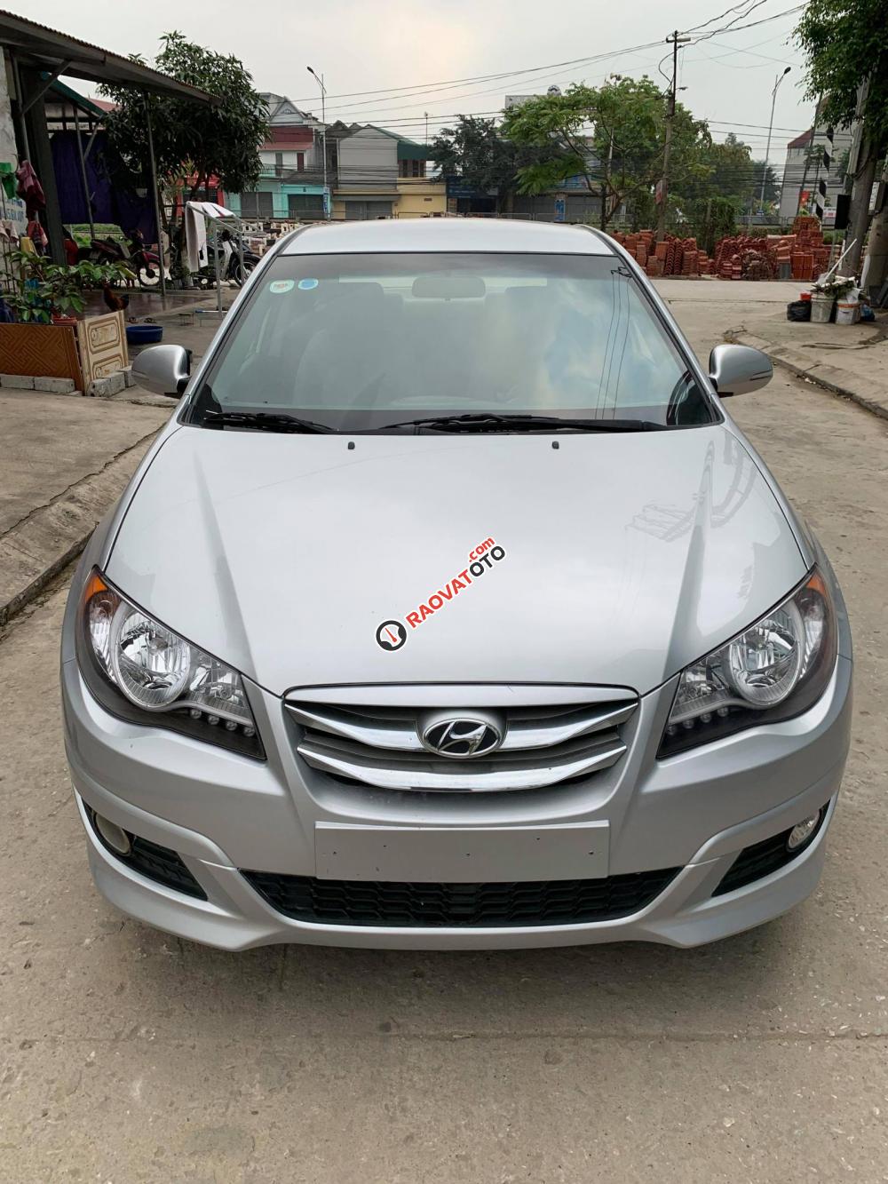 Bán ô tô Hyundai Avante 1.6MT 2015, màu bạc-0