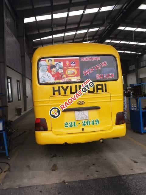 Bán Hyundai County năm sản xuất 2000, màu vàng, nhập khẩu-0