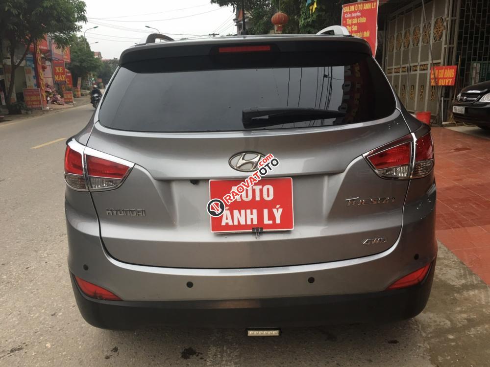 Cần bán Hyundai Tucson đời 2010, màu xám (ghi), giá 550 tr-3