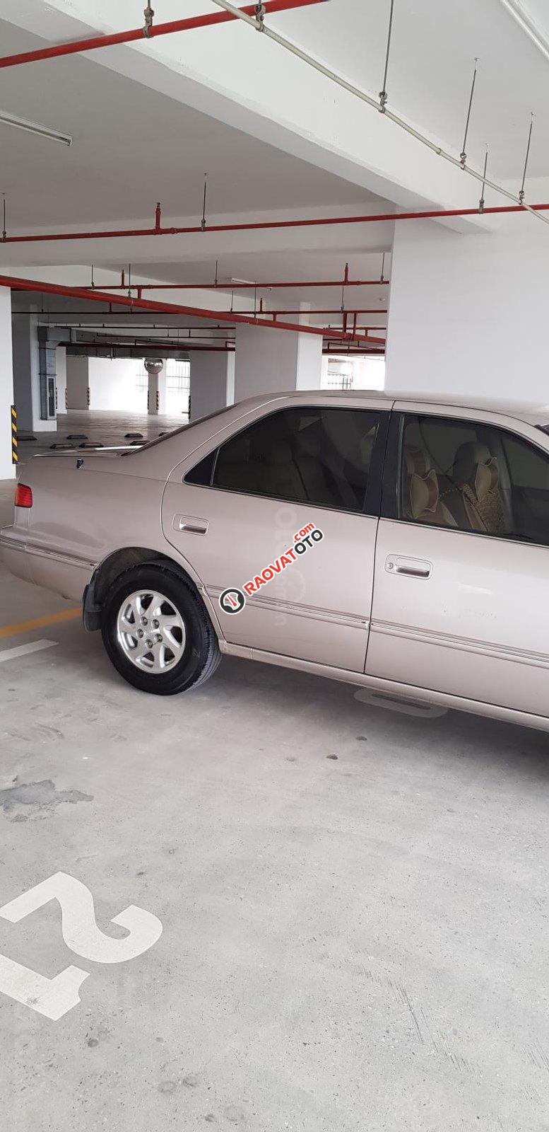 Bán xe Toyota Camry GLI đời 2001, màu hồng phấn-2