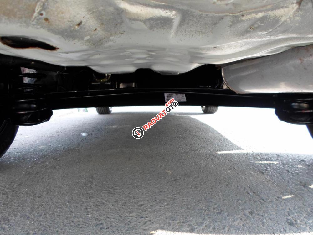 Toyota Vios dòng cao cấp G, SX 12/2005, lăn bánh lần đầu tháng 3/2006, mẫu mới, màu ghi bạc, xe mới như hãng-10