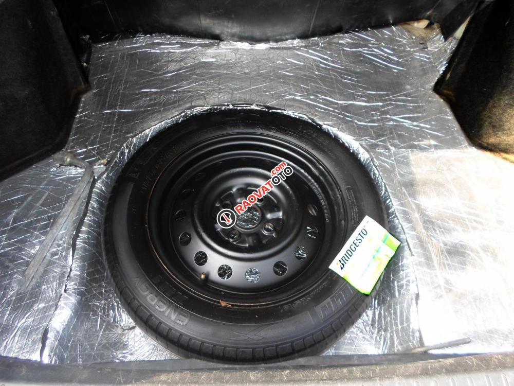 Toyota Vios dòng cao cấp G, SX 12/2005, lăn bánh lần đầu tháng 3/2006, mẫu mới, màu ghi bạc, xe mới như hãng-5