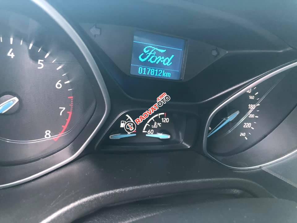 Bán Ford Focus Trend đời 2018, màu trắng, giá tốt-5